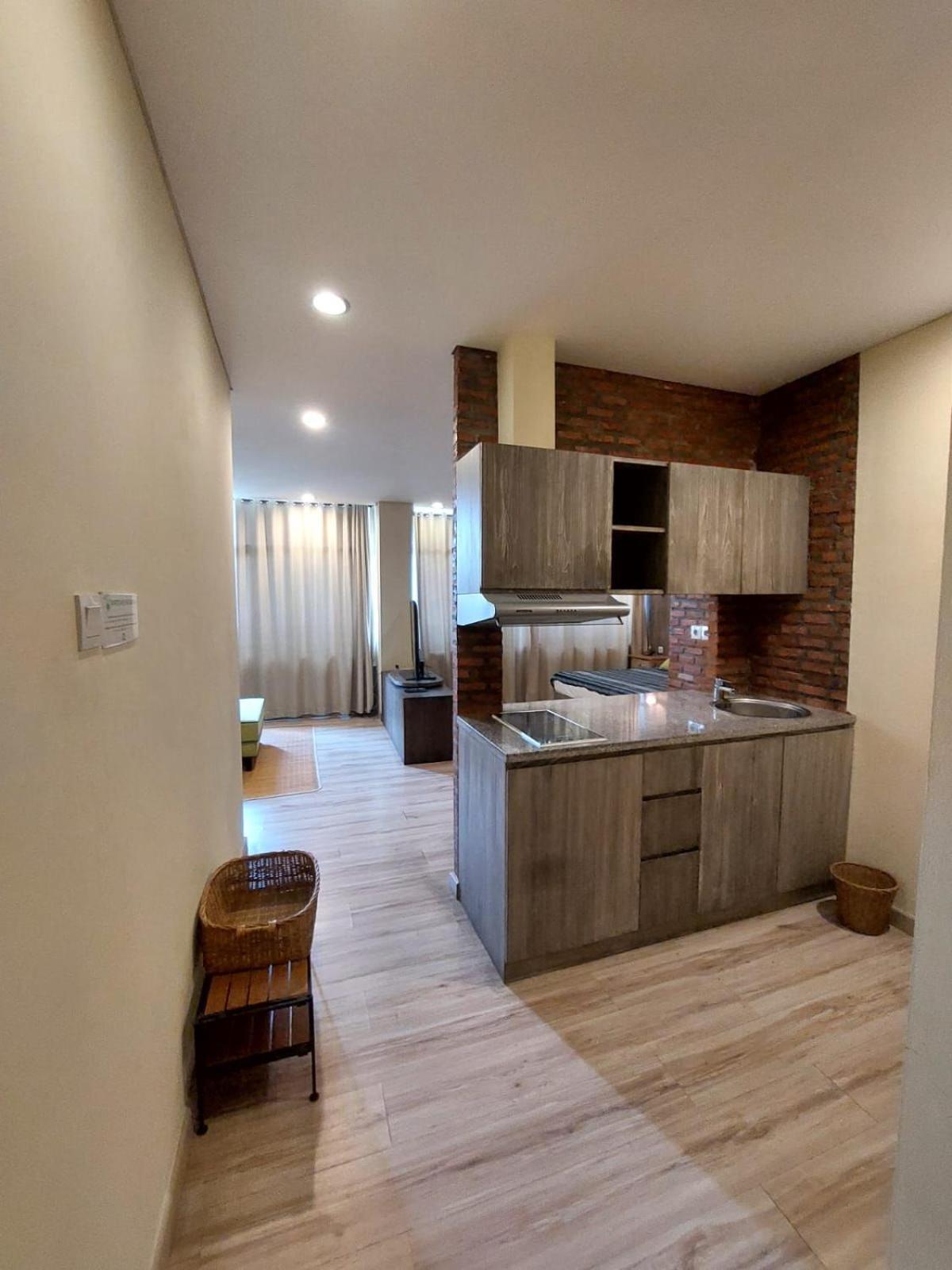 Apartemen Senayan Джакарта Экстерьер фото